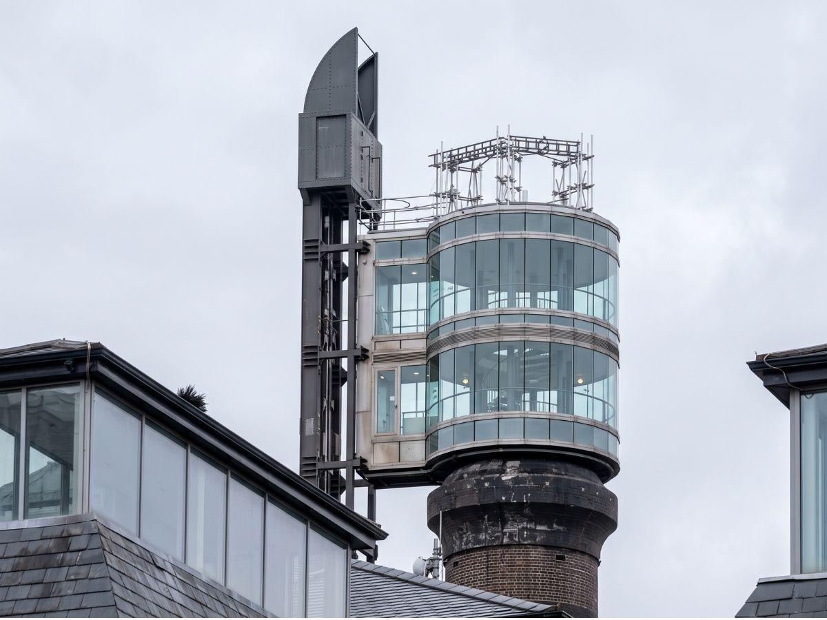 Mobile scaffold tower hire in Dublin